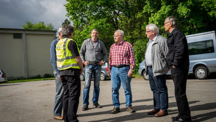 WERDEN SIE MODERATOR:IN